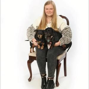 Meet your Posher, Andrea